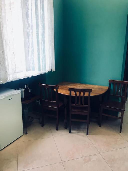 44 Appartamento Nel Centro Di Roma Via Nazionale Exterior foto